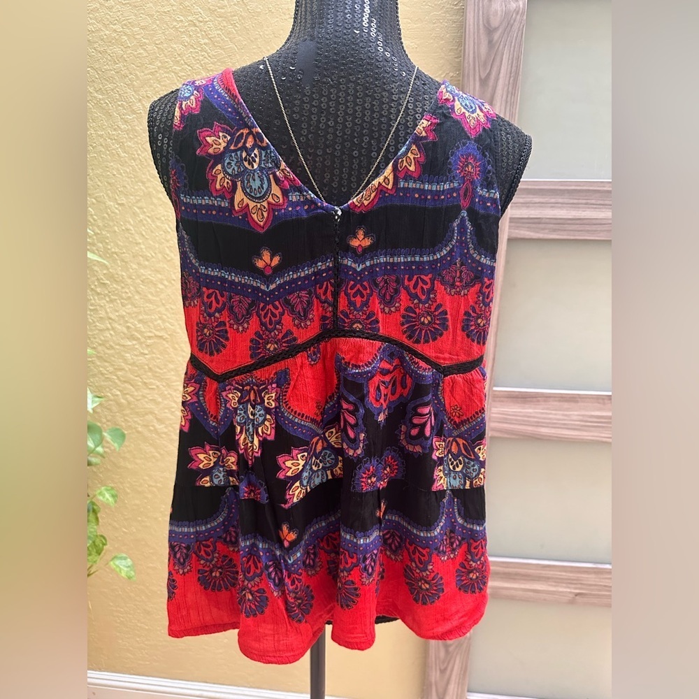 Super Cute Angie Boho Flowy Top Size M 🌷 - Picture 3 of 4